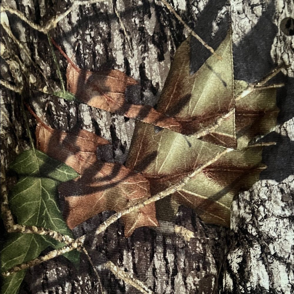 Cabela's Whitetail Real Tree Camo Hooded Gore-Tex Hunting Jacket in Size XL - Picture 8 of 16